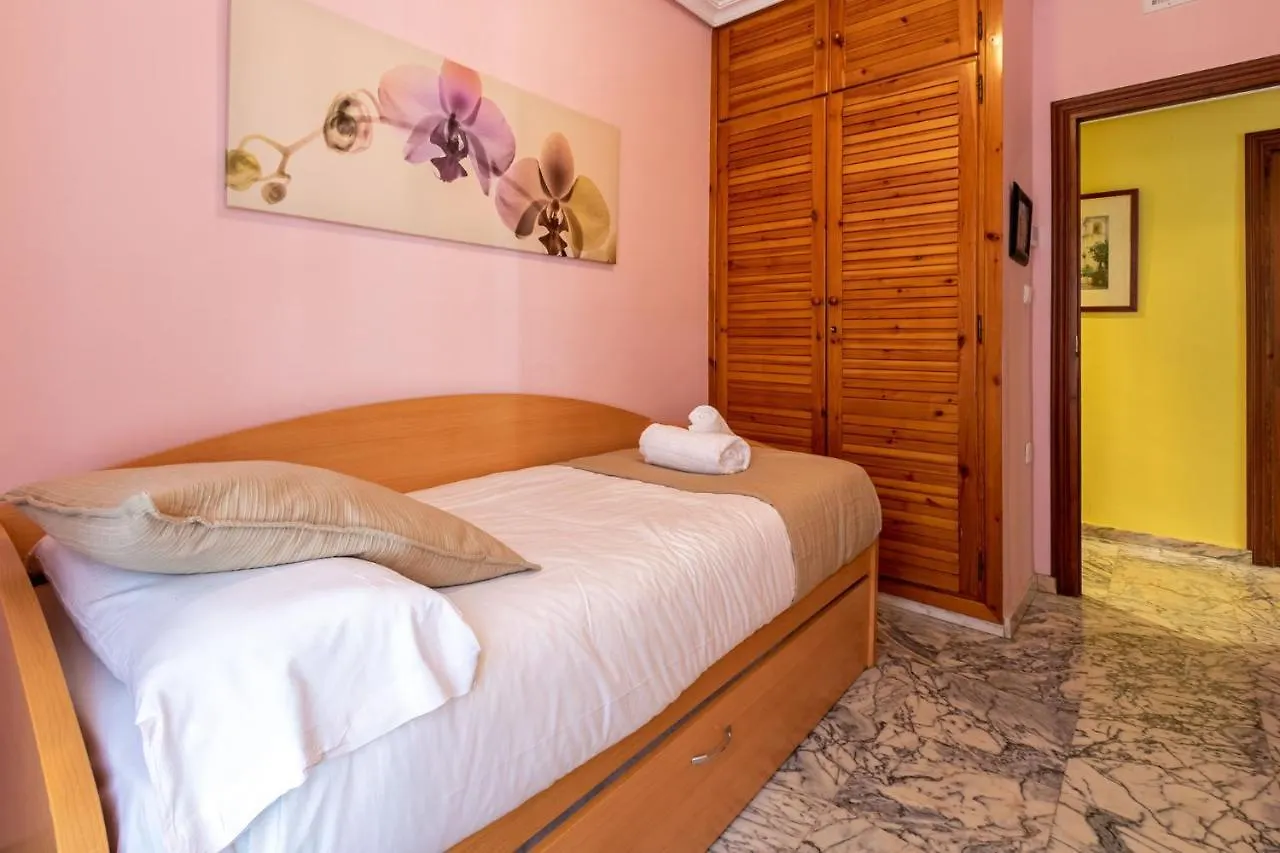 Alfalfa Deluxe Suite By Valcambre Sevilla 0*,