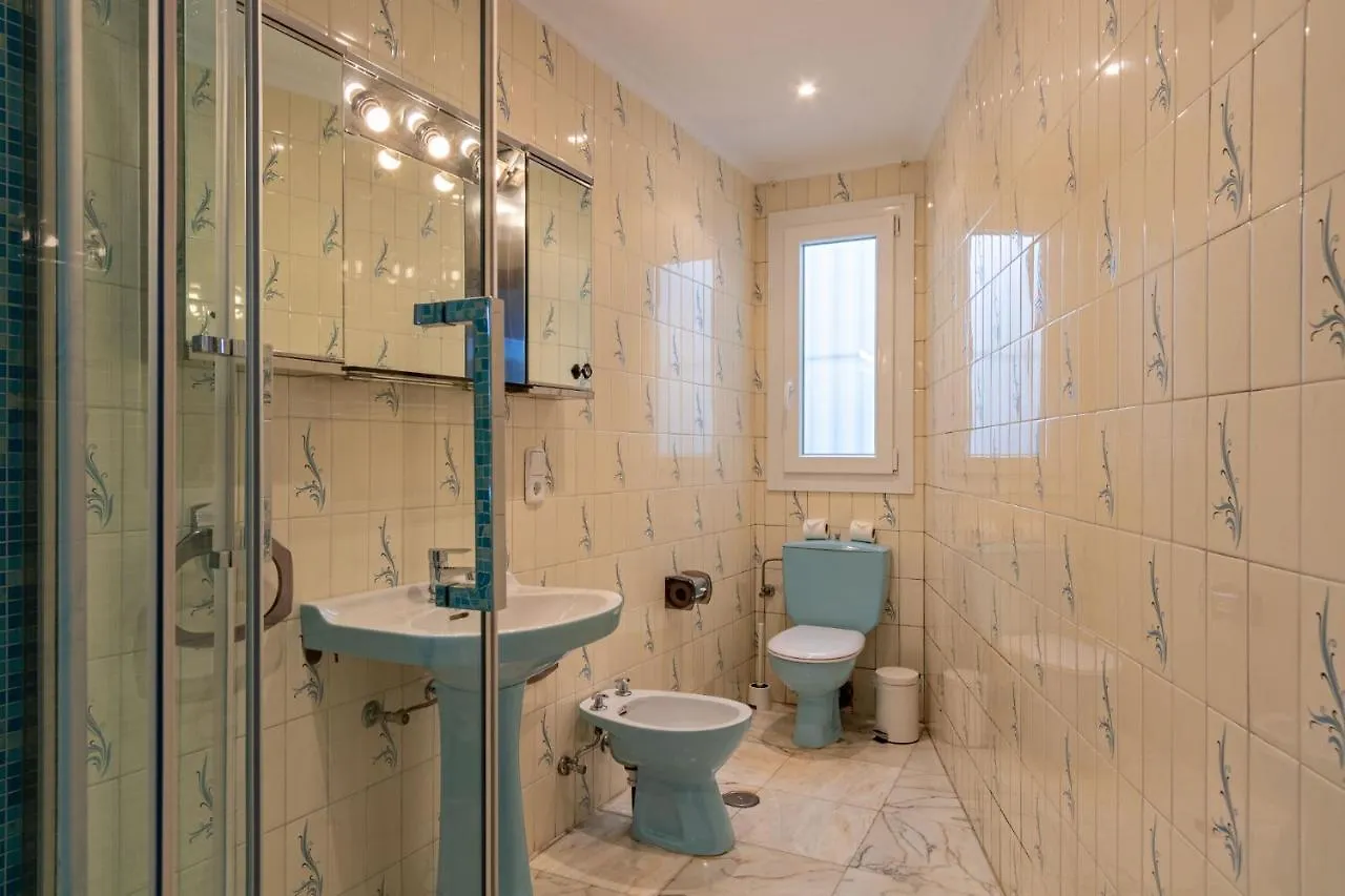 Alfalfa Deluxe Suite By Valcambre Seville 0*,