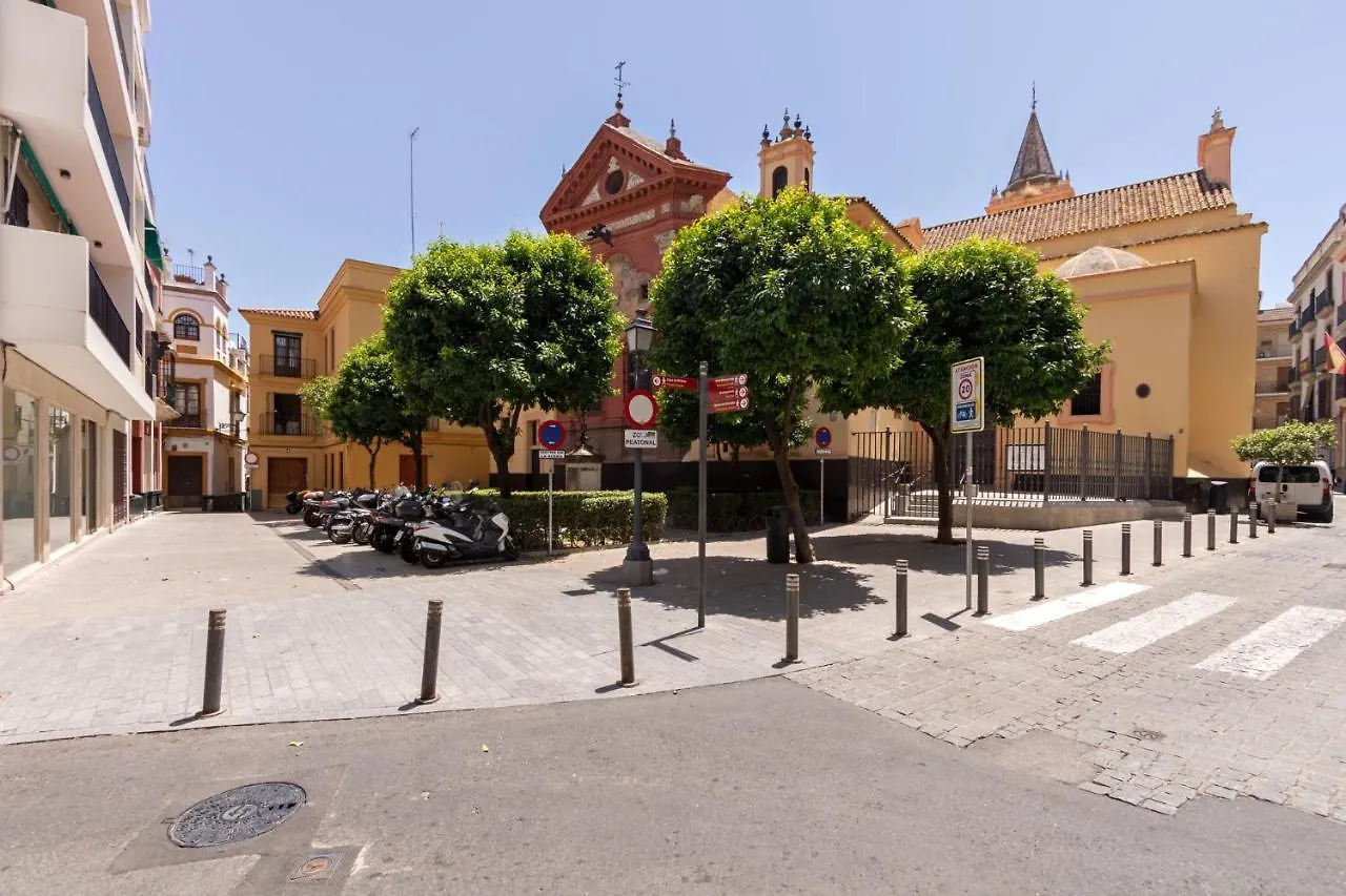 Alfalfa Deluxe Suite By Valcambre Seville Spain